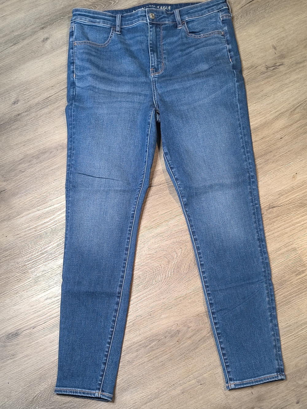 S1149 Hi-Rise Skinny Jegging w/28.5" Inseam👖American Eagle Women's Size 16 Jean